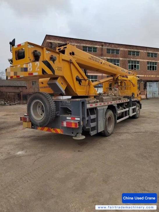 Buy XCMG XCT12L4-1 Used Crane / 1